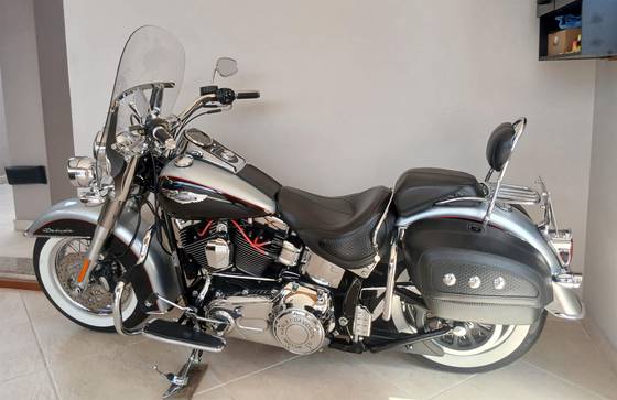HARLEY-DAVIDSON SOFTAIL DELUXE HARLEY-DAVIDSON SOFTAIL DELUXE